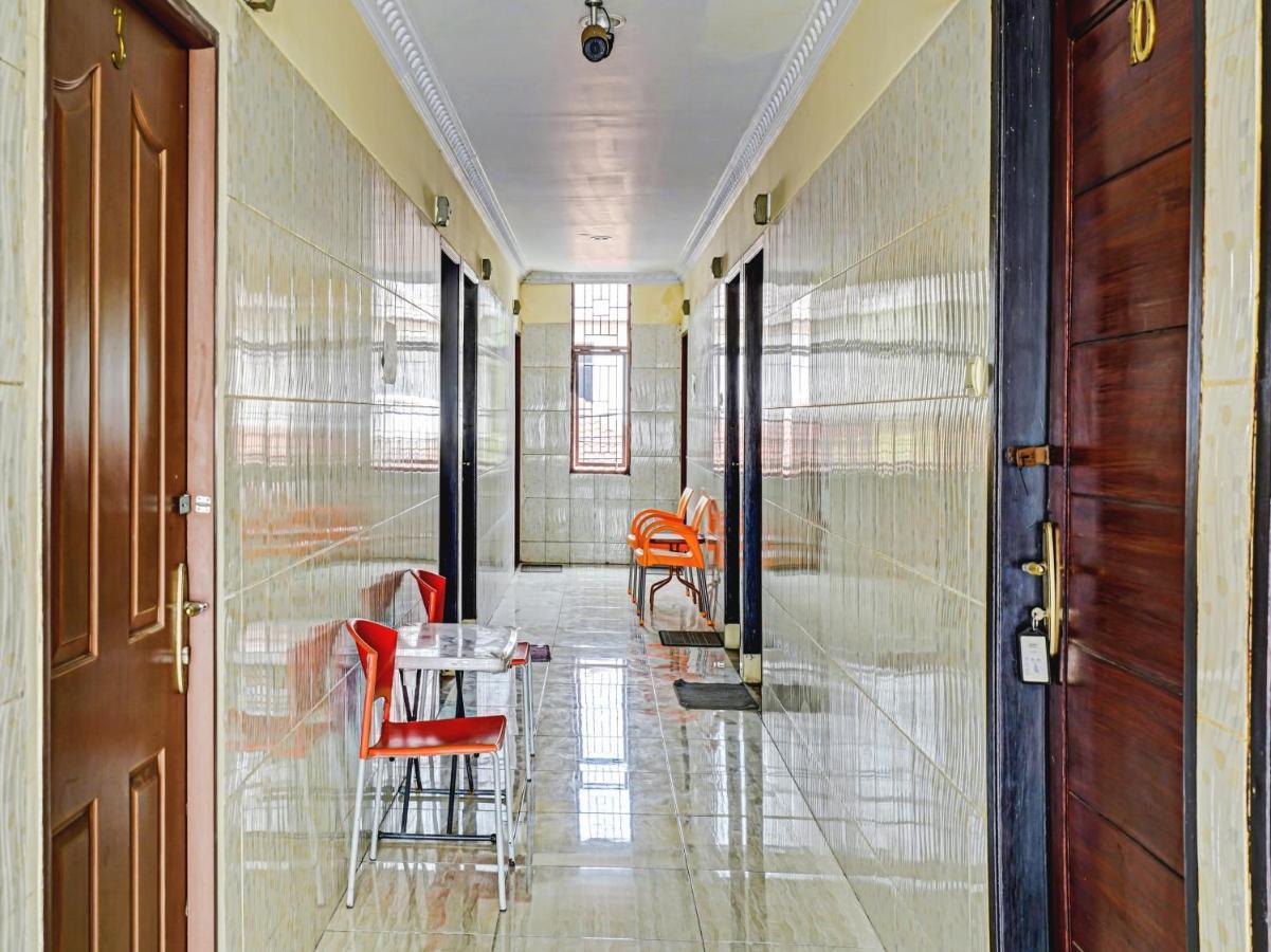 Oyo 90238 Hotel Nusantara Cirebon Exterior photo