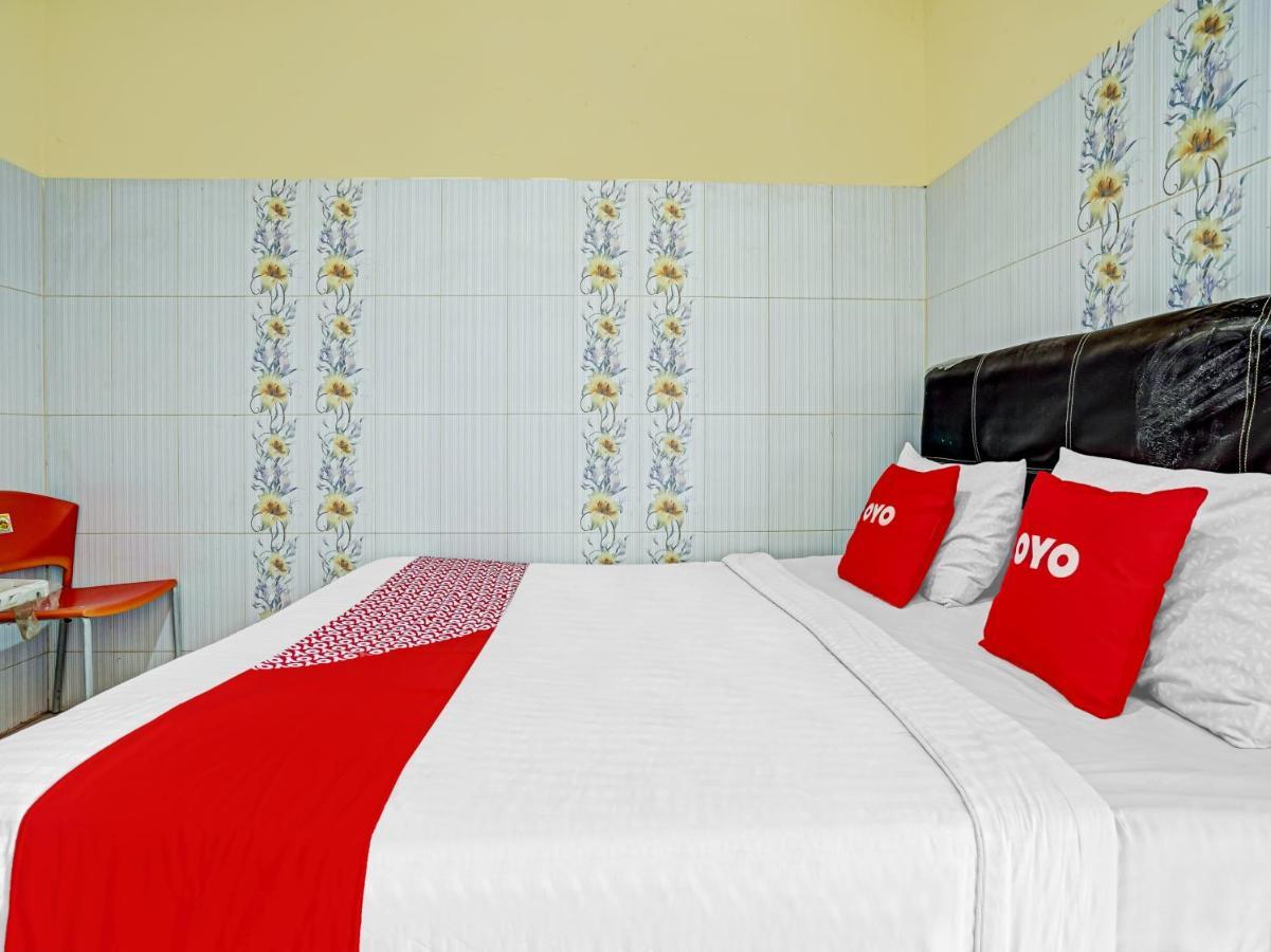Oyo 90238 Hotel Nusantara Cirebon Exterior photo